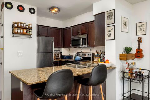 Photo 7 at 512 - 812 Lansdowne Avenue, Junction, Toronto