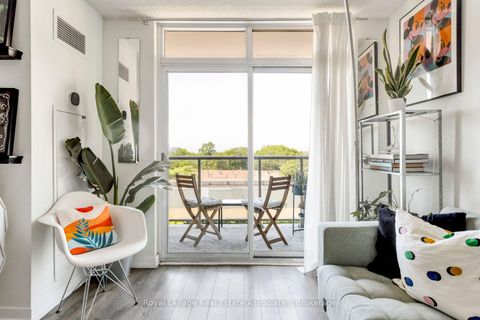 Photo 14 at 512 - 812 Lansdowne Avenue, Junction, Toronto