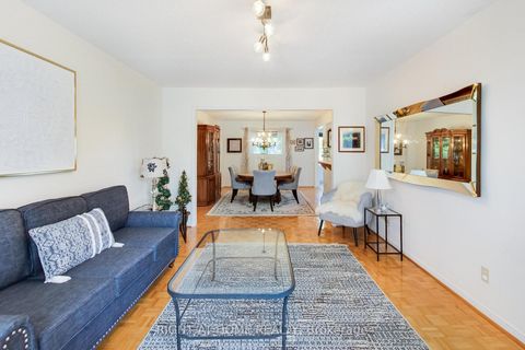 Photo 19 at 41 Bloomfield Trail, Oak Ridges, Richmond Hill