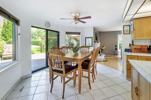 Photo 22 at 41 Bloomfield Trail, Oak Ridges, Richmond Hill