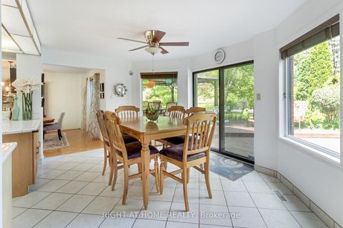 Photo 23 at 41 Bloomfield Trail, Oak Ridges, Richmond Hill