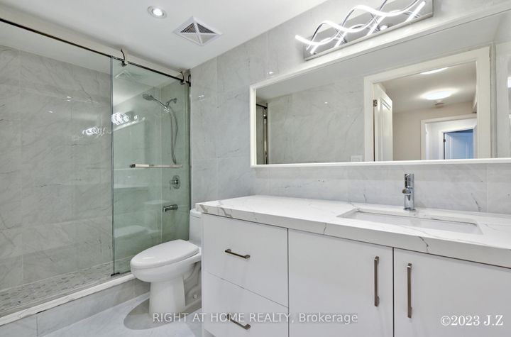 Photo 12 at PH15 - 650 Sheppard Avenue E, Bayview Village, Toronto