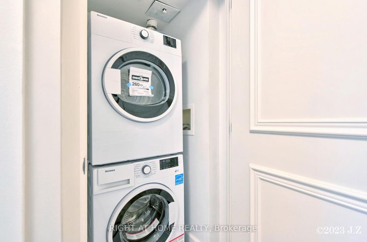 Photo 13 at PH15 - 650 Sheppard Avenue E, Bayview Village, Toronto