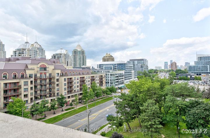 Photo 18 at PH15 - 650 Sheppard Avenue E, Bayview Village, Toronto
