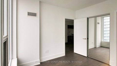 Photo 9 at 5601 - 10 York Street, Waterfront Communities C1, Toronto