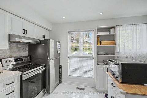Photo 8 at 1 - 189 Galloway Road, West Hill, Toronto