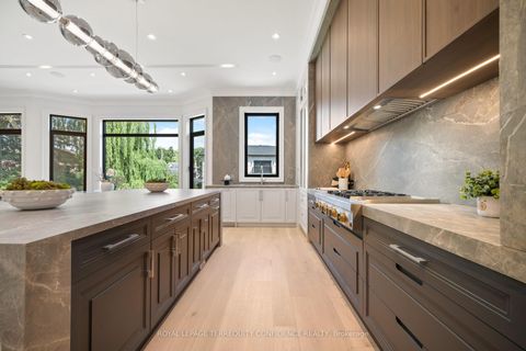Photo 10 at 272 Horsham Avenue, Willowdale West, Toronto