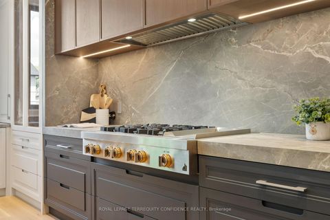 Photo 11 at 272 Horsham Avenue, Willowdale West, Toronto