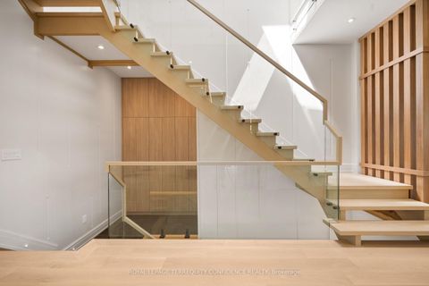 Photo 18 at 272 Horsham Avenue, Willowdale West, Toronto