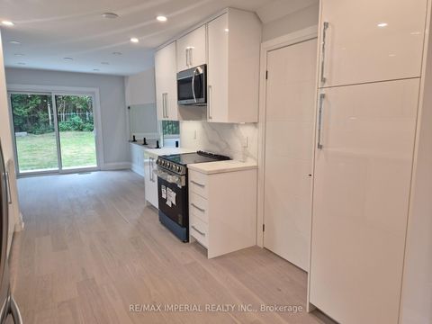 Photo 16 at 191 Avenue Road, North Richvale, Richmond Hill