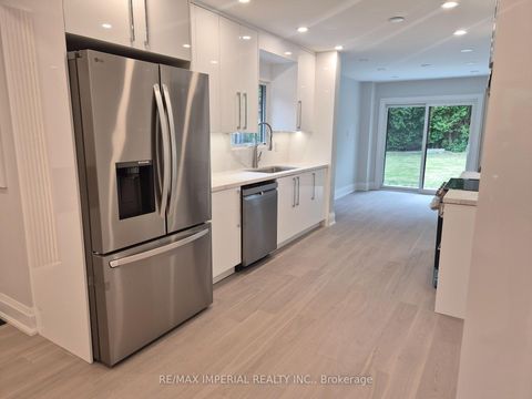 Photo 17 at 191 Avenue Road, North Richvale, Richmond Hill