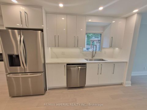 Photo 18 at 191 Avenue Road, North Richvale, Richmond Hill