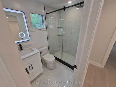 Photo 25 at 191 Avenue Road, North Richvale, Richmond Hill