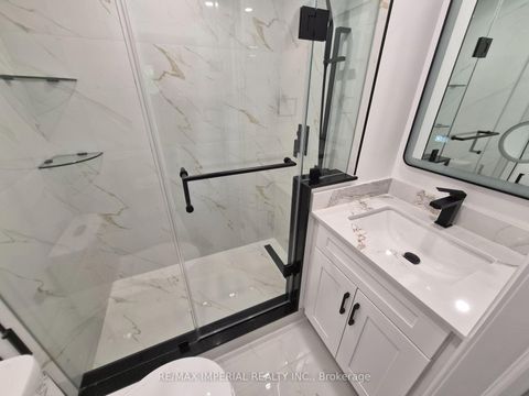 Photo 27 at 191 Avenue Road, North Richvale, Richmond Hill