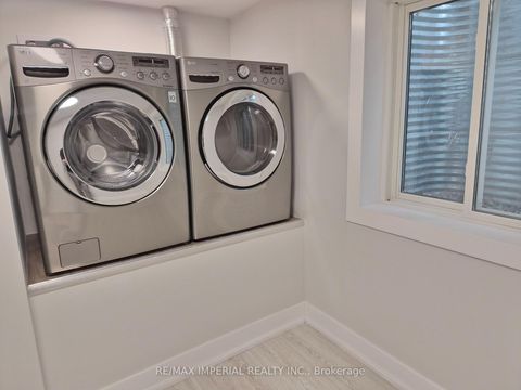 Photo 33 at 191 Avenue Road, North Richvale, Richmond Hill
