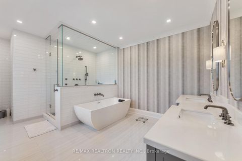 Photo 31 at 20 Sunbeam Avenue, Clanton Park, Toronto