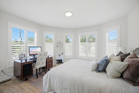 Photo 7 at 1 - 35 Somers Avenue, East York, Toronto