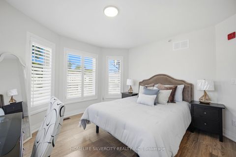 Photo 8 at 1 - 35 Somers Avenue, East York, Toronto