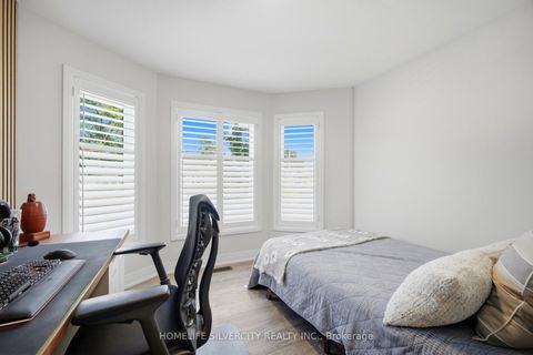 Photo 10 at 1 - 35 Somers Avenue, East York, Toronto