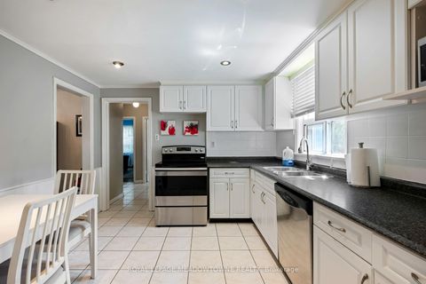 Photo 26 at 5 Boreal Road, Markland Wood, Toronto