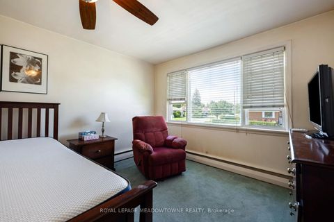 Photo 32 at 5 Boreal Road, Markland Wood, Toronto