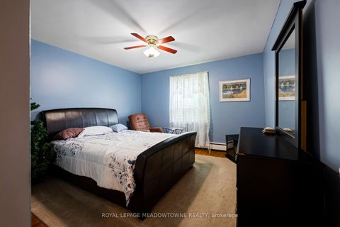 Photo 35 at 5 Boreal Road, Markland Wood, Toronto