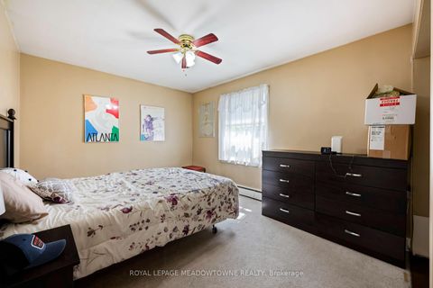 Photo 38 at 5 Boreal Road, Markland Wood, Toronto