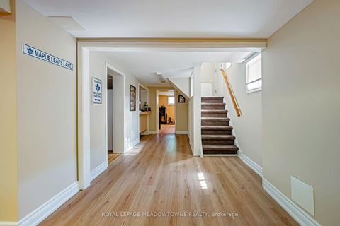 Photo 39 at 5 Boreal Road, Markland Wood, Toronto