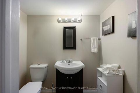 Photo 44 at 5 Boreal Road, Markland Wood, Toronto