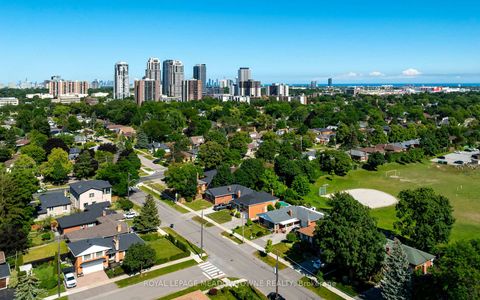 Photo 49 at 5 Boreal Road, Markland Wood, Toronto