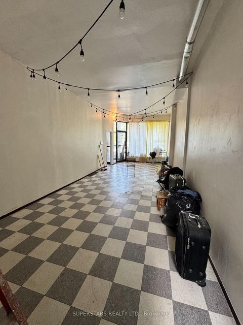 Photo 2 at 187 Augusta Avenue, Chinatown, Toronto