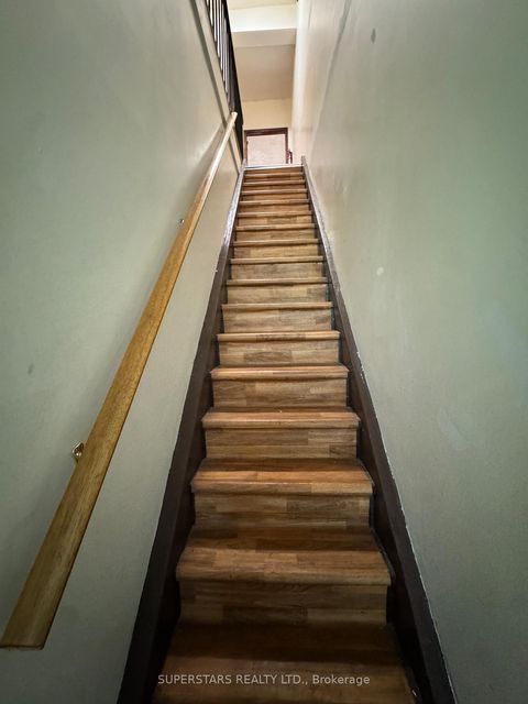 Photo 8 at 187 Augusta Avenue, Chinatown, Toronto
