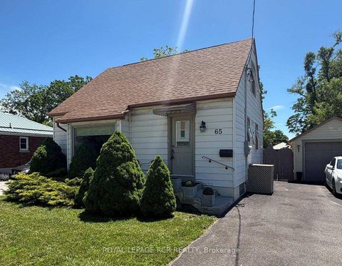 Photo 1 at 65 Donald Street, Queen's Park, Barrie