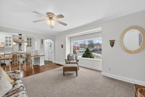 Photo 9 at 65 Donald Street, Queen's Park, Barrie