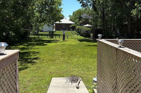 Photo 37 at 65 Donald Street, Queen's Park, Barrie