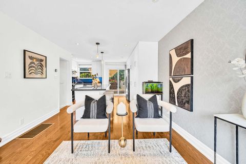 Photo 4 at 132 Glenvale Boulevard, Leaside, Toronto