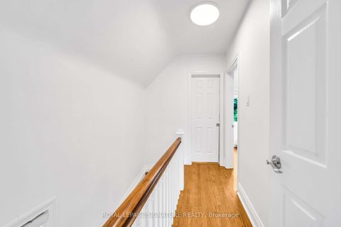 Photo 11 at 132 Glenvale Boulevard, Leaside, Toronto