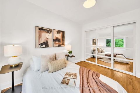Photo 16 at 132 Glenvale Boulevard, Leaside, Toronto