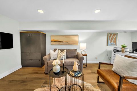 Photo 21 at 132 Glenvale Boulevard, Leaside, Toronto