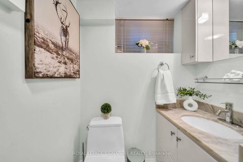 Photo 23 at 132 Glenvale Boulevard, Leaside, Toronto