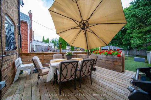 Photo 25 at 132 Glenvale Boulevard, Leaside, Toronto