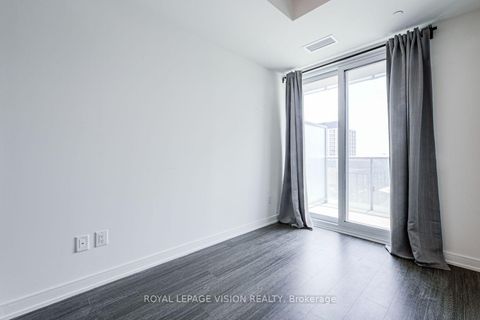 Photo 12 at 1008 - 425 Front Street E, Waterfront Communities C8, Toronto