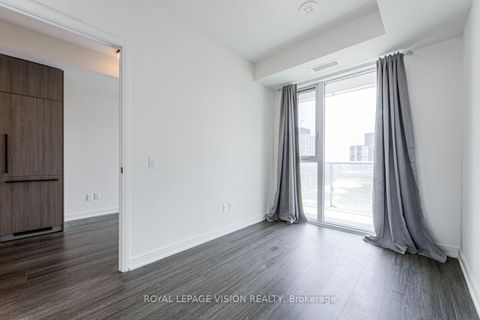 Photo 17 at 1008 - 425 Front Street E, Waterfront Communities C8, Toronto