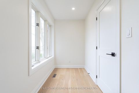 Photo 19 at 58 Woodcrest Road, Allandale Heights, Barrie