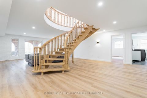 Photo 26 at 58 Woodcrest Road, Allandale Heights, Barrie