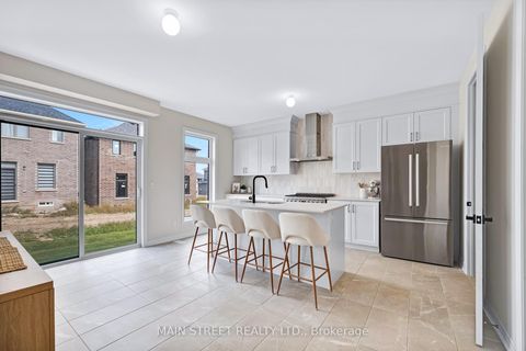 Photo 13 at 15 Ainslie Hill Crescent, Sutton & Jackson's Point, Georgina