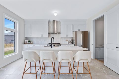 Photo 14 at 15 Ainslie Hill Crescent, Sutton & Jackson's Point, Georgina