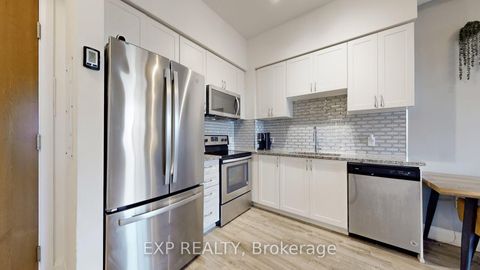 Photo 1 at 206 - 2800 Keele Street, CFB, Toronto