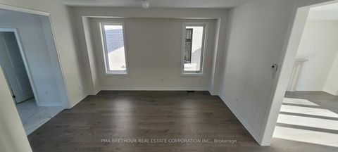 Photo 5 at 139 Dovedale Drive, Keswick South, Georgina