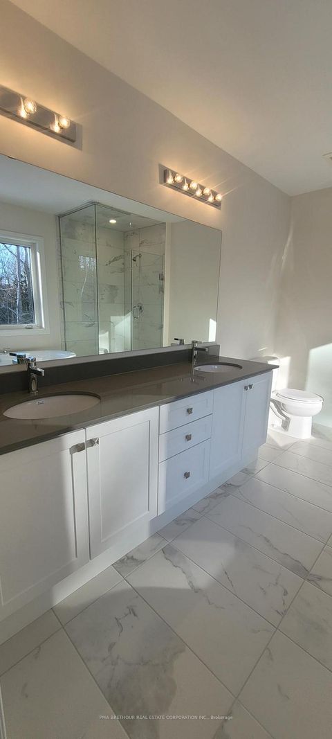Photo 10 at 139 Dovedale Drive, Keswick South, Georgina
